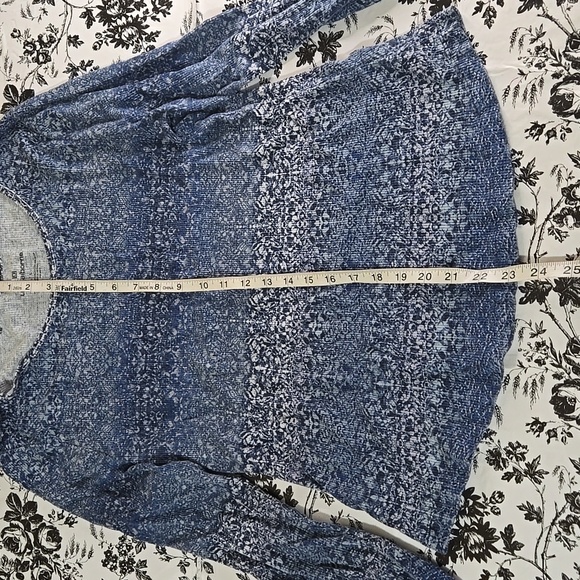 Liz Claiborne long sleeves top (L) A96 - Picture 7 of 9